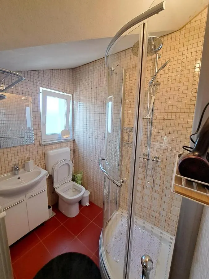 Casa Antonio With Swimming Pool Apartment Novigrad   Novigrad (Istria)